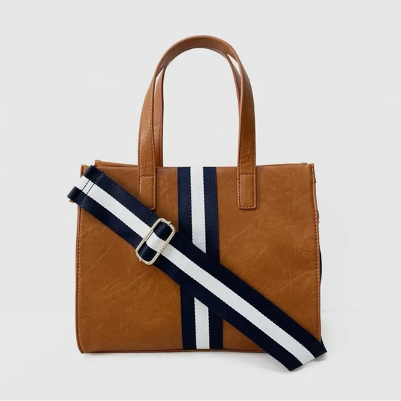 Threaded Pear Vegan Leather Handbag - Picture 2 of 2